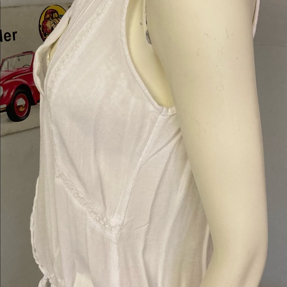 Sanctuary /Anthropology sheer tie bottom tank - Picture 9 of 16